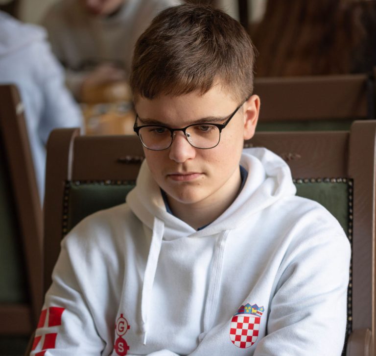 Stjepan Medak pobijedio na Turniru šestorke i postao prvi majstor 6. dana iz Hrvatske